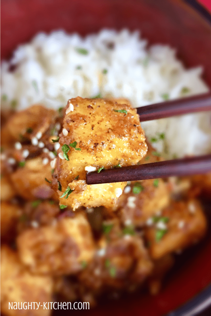 Healthy Peanutty Garlic Tofu Bowl Naughty-Kitchen.com Easy Recipe Vegan Vegetarian