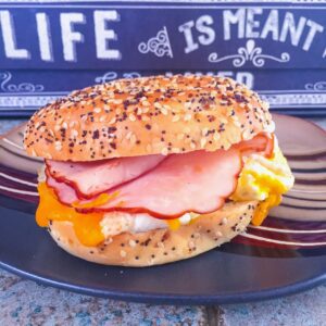 TURKEY HAM AND EGG BAGEL MELT