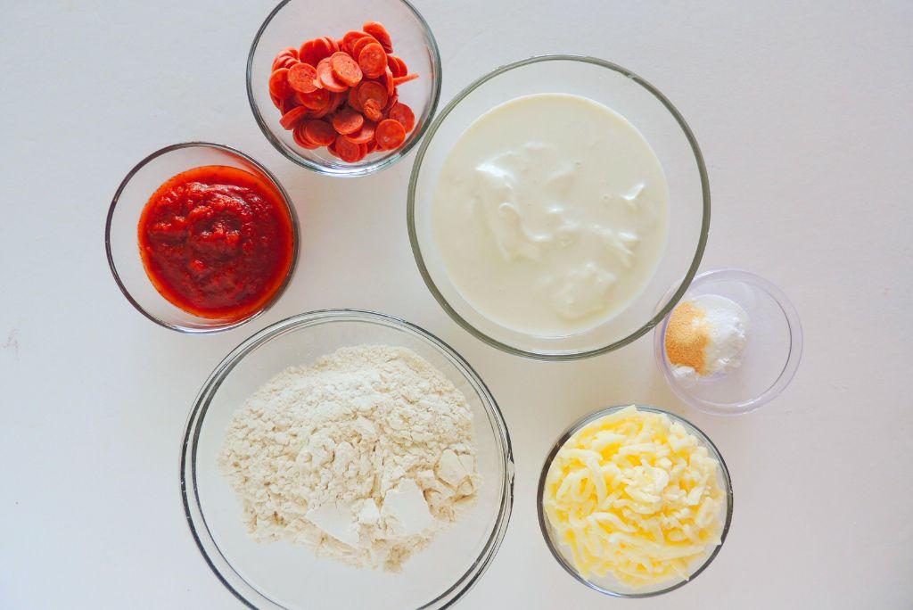 Homemade Pizza Rolls ingredients